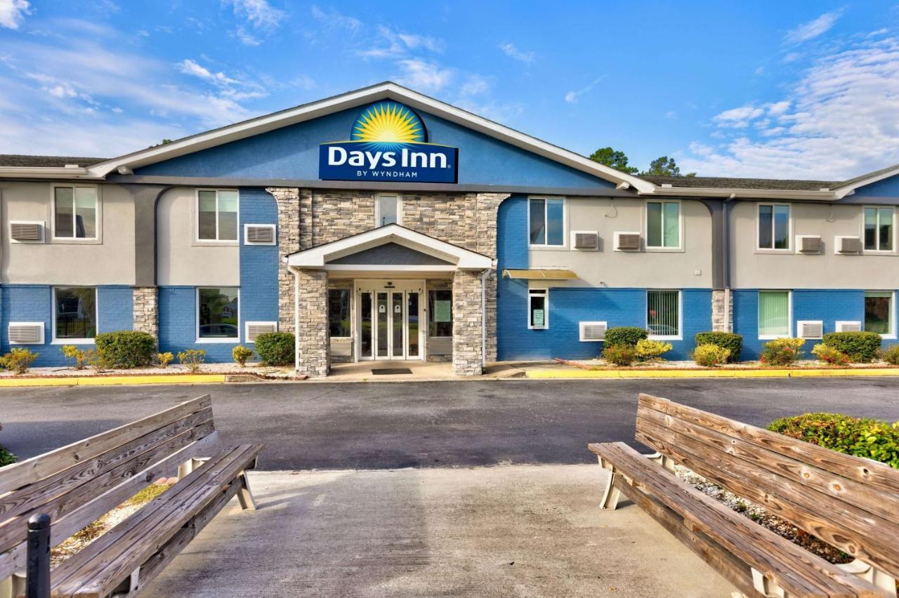 Days Inn By Wyndham Savannah Gateway I-95 Джорджтаун Екстер'єр фото
