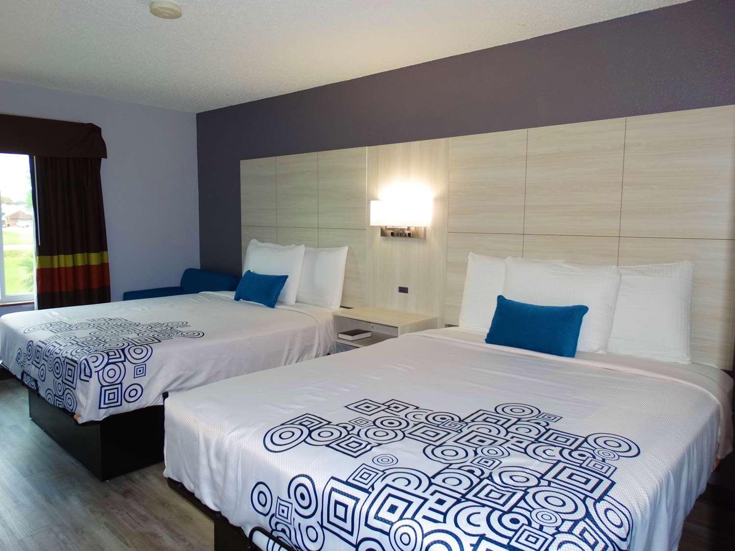 Days Inn By Wyndham Savannah Gateway I-95 Джорджтаун Екстер'єр фото